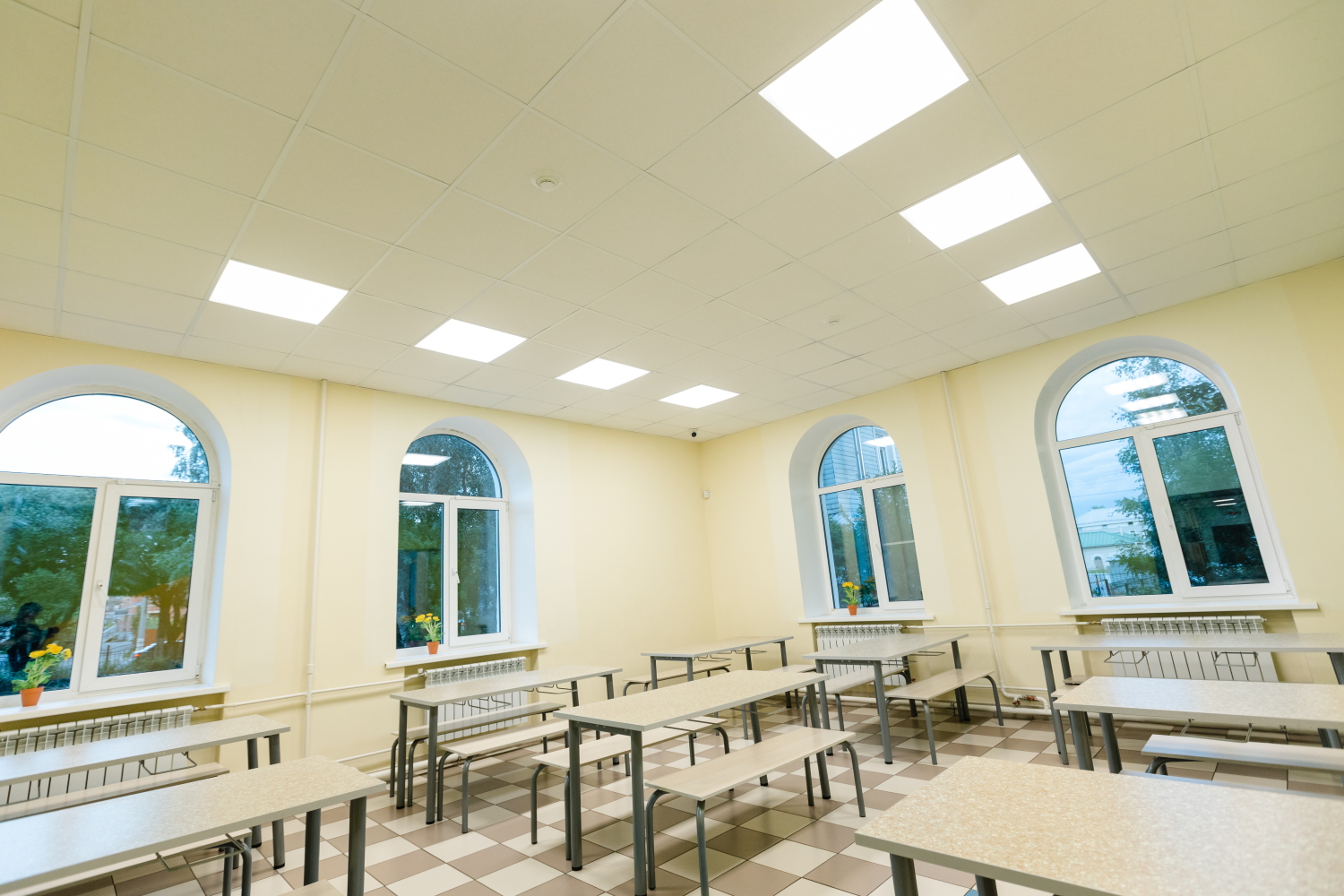 Школьные светильники для образовательных учреждений от производителя ВСТЗ Луч -2